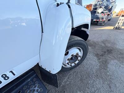 GMC C5500 Right Fender Extension