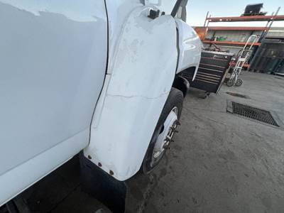 GMC C5500 Right Fender Extension