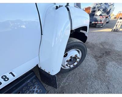 GMC C5500 Right Fender Extension