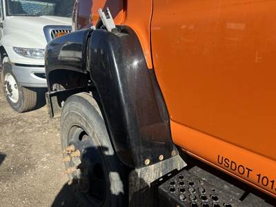 GMC C6500 Left Fender Extension