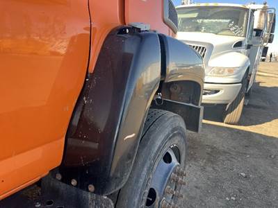 GMC C6500 Right Fender Extension