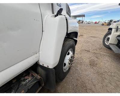 GMC C7500 Right Fender Extension