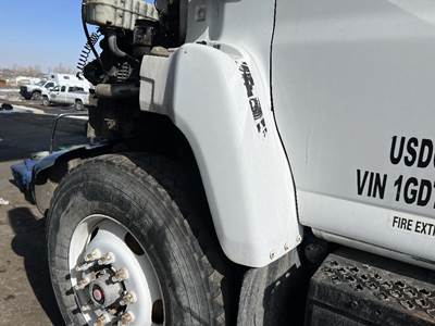 GMC C8500 Left Fender Extension