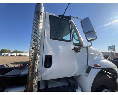 International 4400 Fender Extension