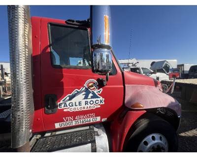 International 4400 Right Fender Extension