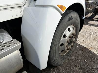 Kenworth T270 Right Fender Extension