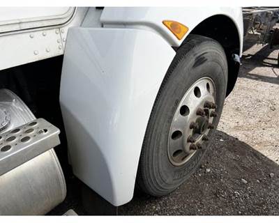Kenworth T270 Right Fender Extension