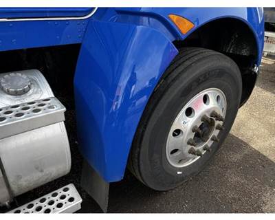 Kenworth T270 Right Fender Extension