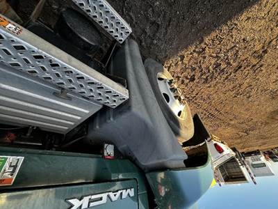 Mack Pinnacle CXU612 Left Fender Extension for a Mack CXU612