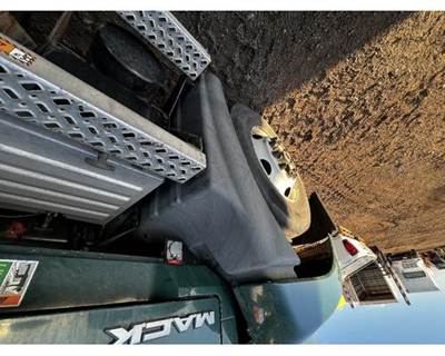 Mack Pinnacle CXU612 Left Fender Extension for a Mack CXU612