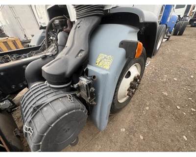 Peterbilt 210 Right Fender Extension