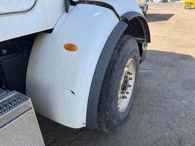 Peterbilt 365 Right Fender Extension