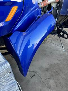 Peterbilt 579 Right Fender Extension