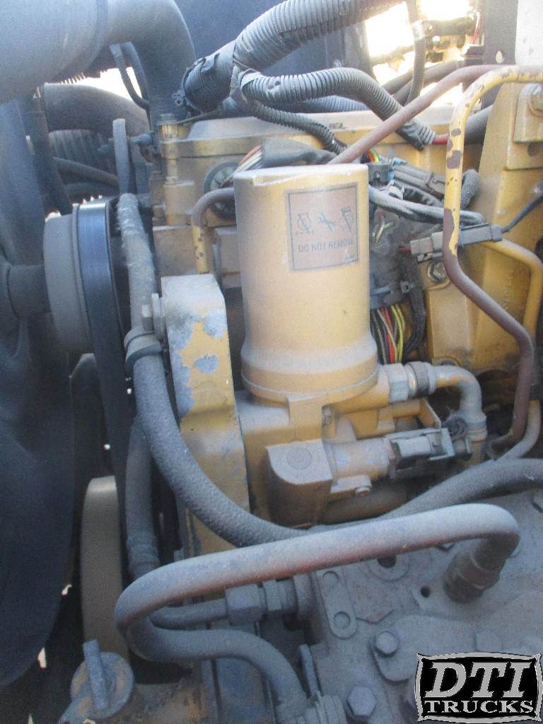 2002 Caterpillar 3126 Fuel Injection Pump for a GMC C7500 For Sale