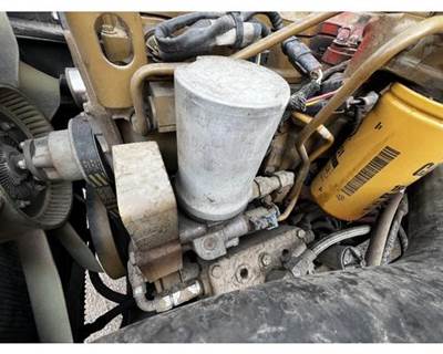 Caterpillar 3126 Fuel Injection Pump for a Freightliner FL60