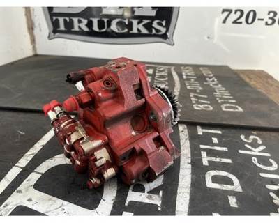 Cummins ISB 6.7L Fuel Injection Pump for a Freightliner M2 106