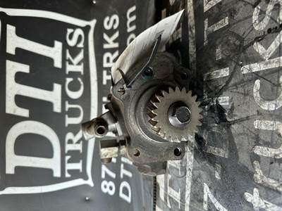 Detroit Series 60 14.0L Fuel Injection Pump for a Freightliner COLUMBIA 120