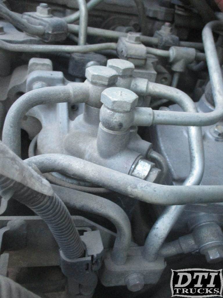 2011 Hino J08E Fuel Injection Pump for a Hino 268 For Sale Wheat