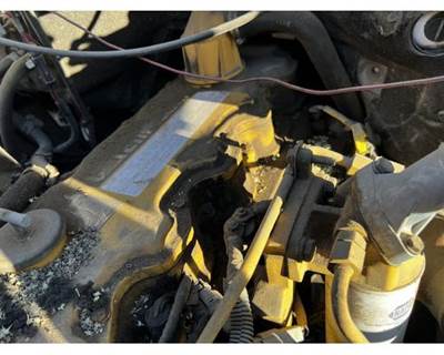 Caterpillar 3126 Fuel Injector for a GMC C6500