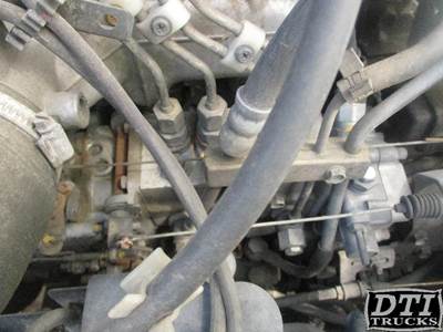 Isuzu 4HE1XS Fuel Injector for a GMC W5500