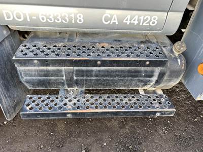 Chevrolet C6500 Left Fuel Tank