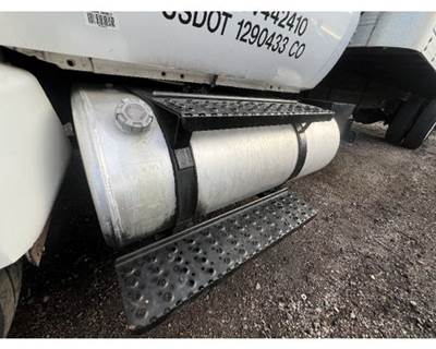 Ford F-750 Left Fuel Tank for a Ford F750