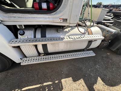 Freightliner Cascadia Fuel Tank