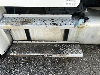 Freightliner M2 106 Left Fuel Tank