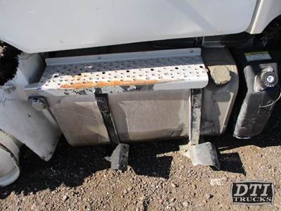 Freightliner M2 112 Left Fuel Tank