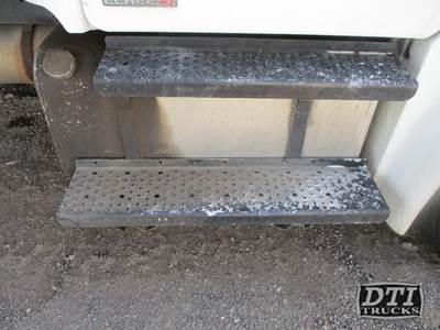 Freightliner M2 112 Right Fuel Tank