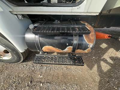 International 4400 Left Fuel Tank