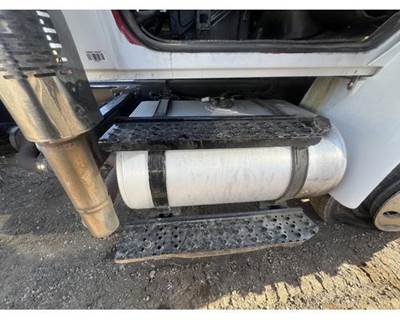International 4400 Fuel Tank