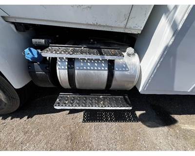 International 4400 Left Fuel Tank