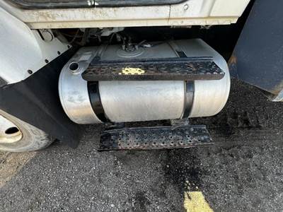 International 7500 Left Fuel Tank