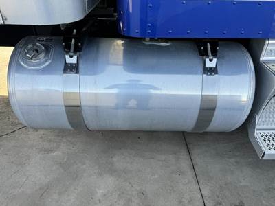 Peterbilt 579 Right Fuel Tank