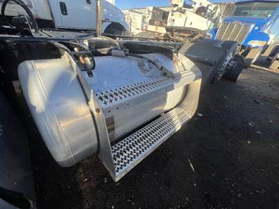 Peterbilt 579 Fuel Tank
