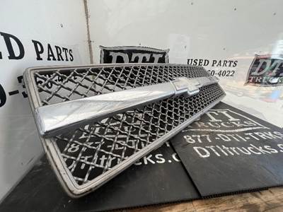 Chevrolet C4500 Grille