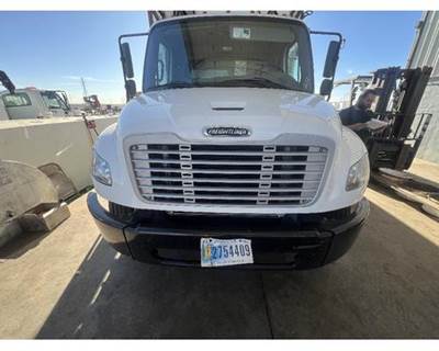 Used 2019 Freightliner M2 106 Grille Assembly