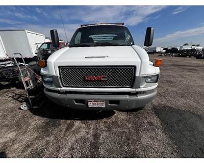 Used 2005 GMC C5500 Grille Assembly