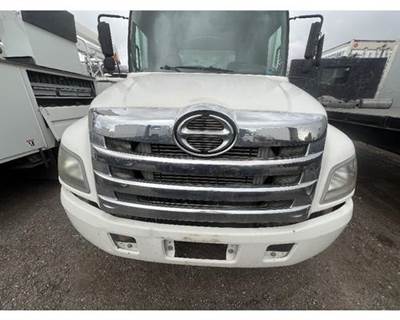 Used 2015 Hino 268 Grille Assembly