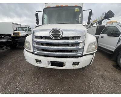 Hino 338 Grille