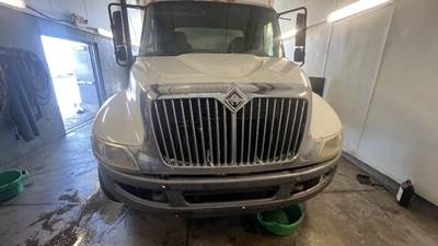 International 4300 Grille