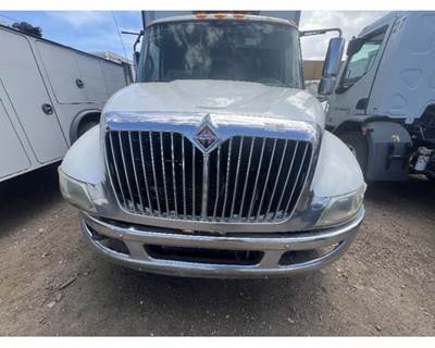 Used 2010 International 4300 Grille Assembly