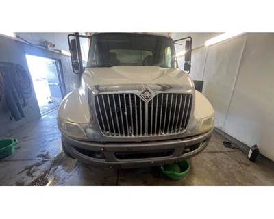 International 4300 Grille
