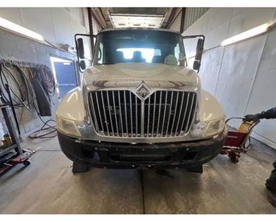 Used 2006 International 4300 Grille Assembly