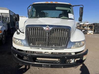 International 4400 Grille