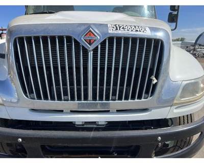 International 4400 Grille