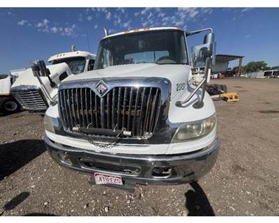 International 4400 Grille
