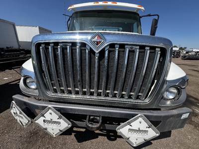 International 7500 Grille