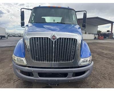 International 8600 Grille